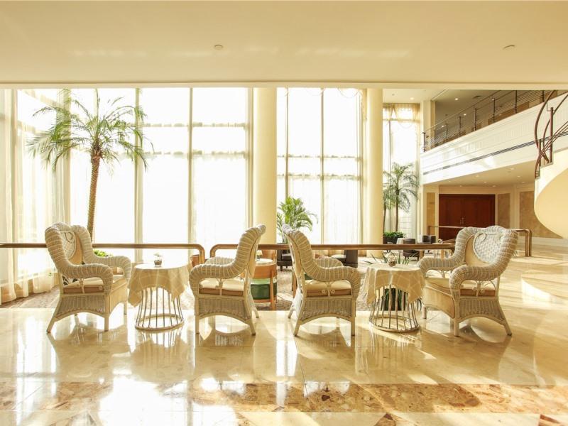 Greentree Eastern Hongqiao Airport Longbai Otel 3*