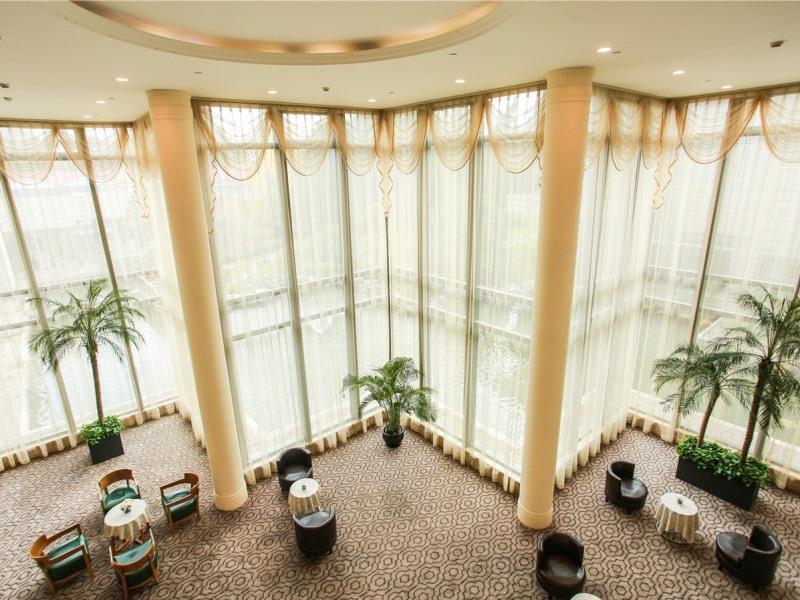 Greentree Eastern Hongqiao Airport Longbai 3*