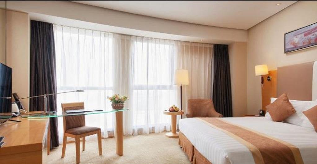 Regal Jinfeng 4*