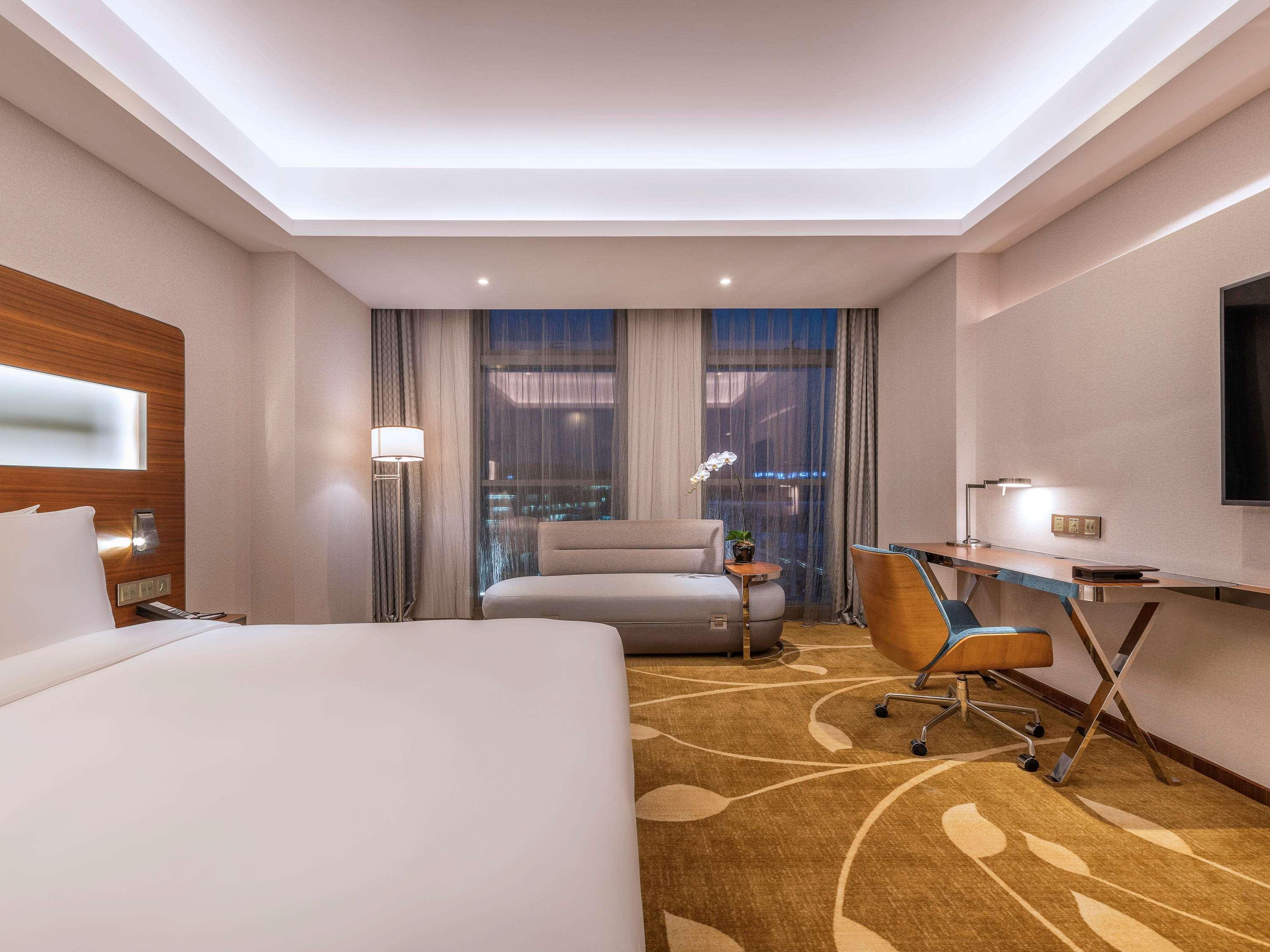 Novotel Hongqiao Otel