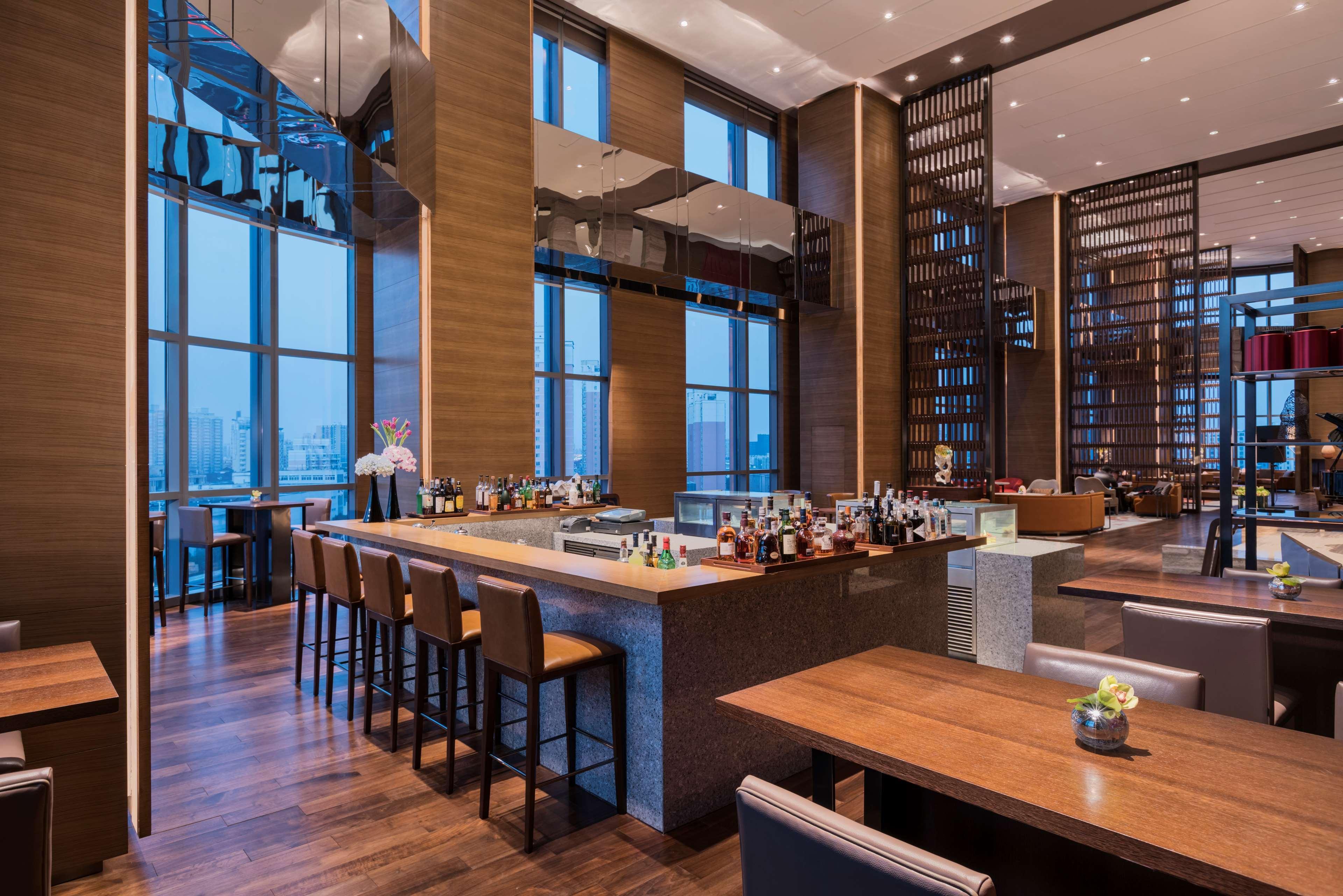 Hyatt Regency Wujiaochang Hotel 5*