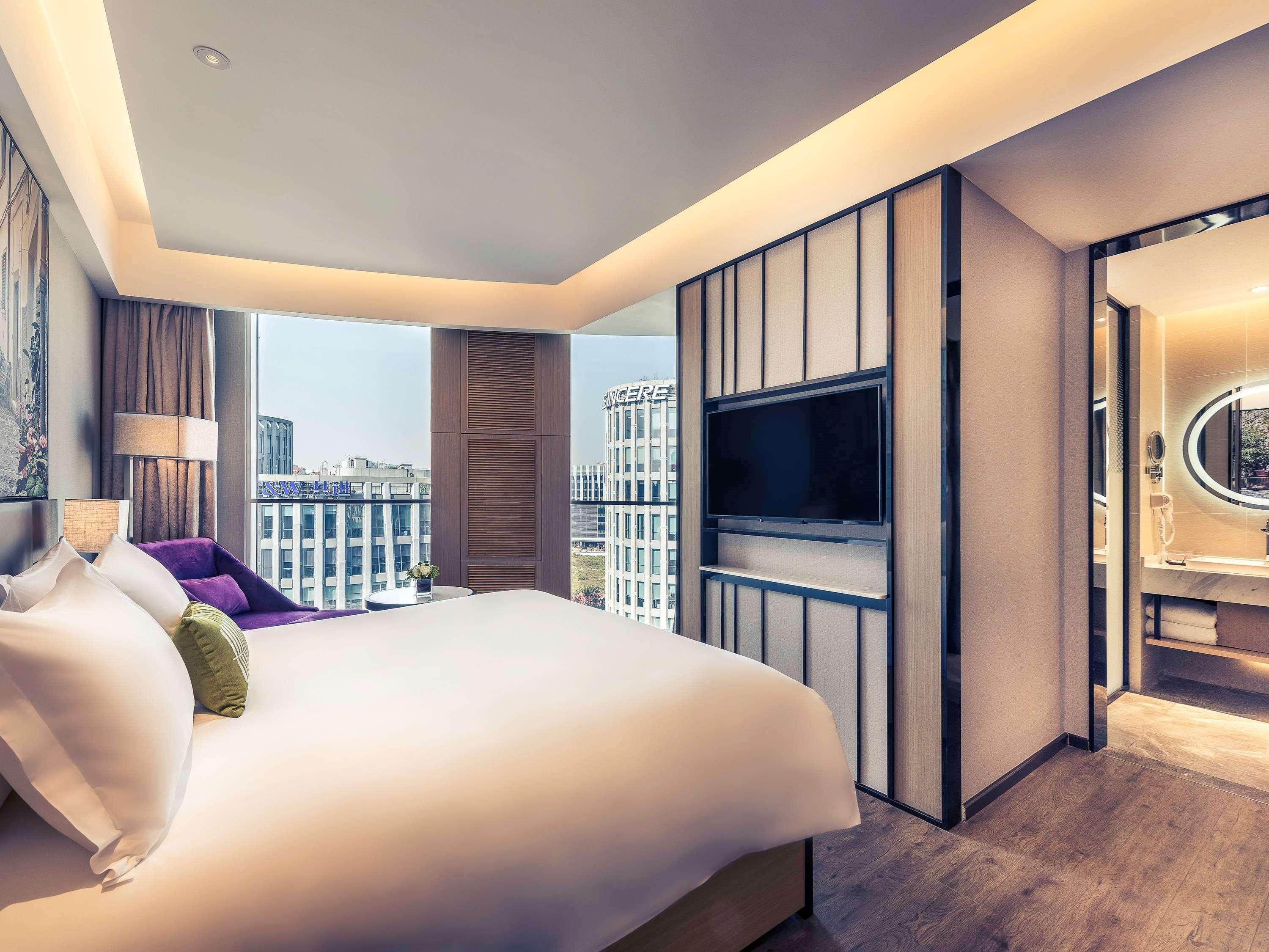 Mercure Hongqiao Railway Station Hotel Shanghai