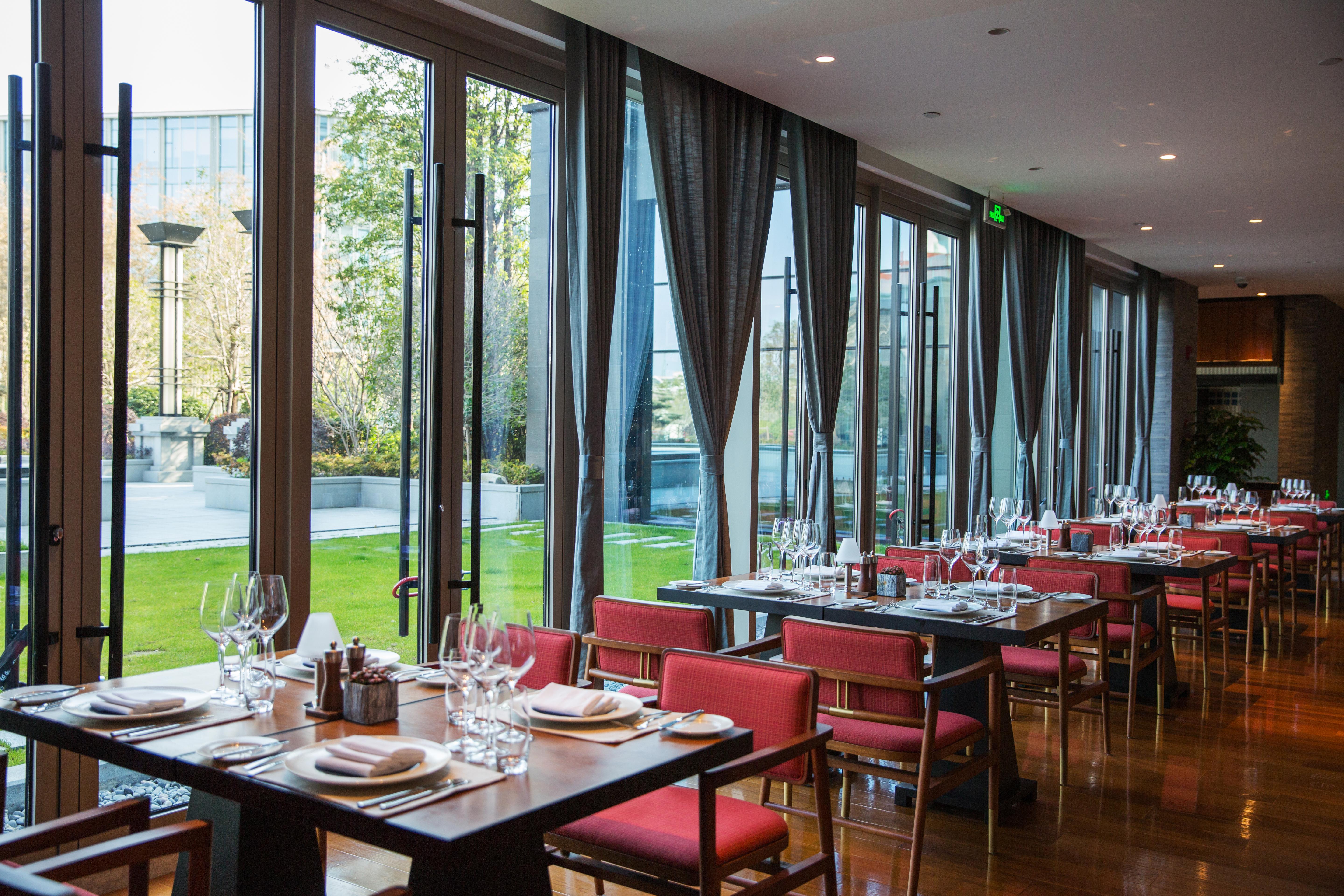 Hotel The Anandi And - Luxury Healing For Wellbeing