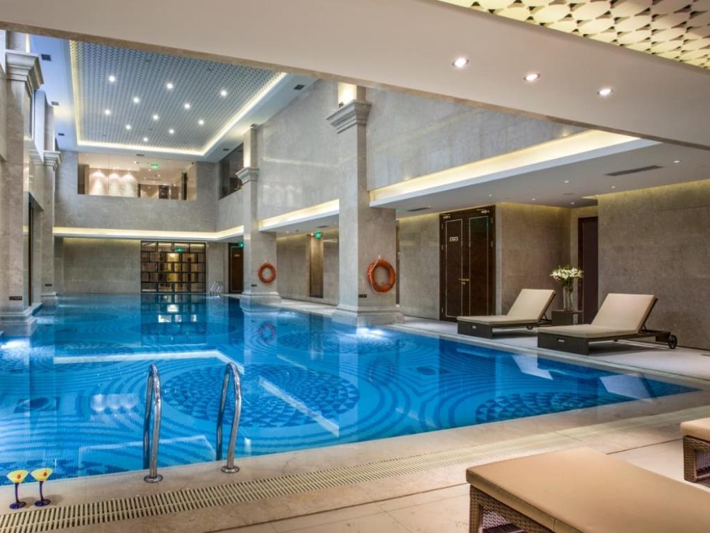 Lv Shou Hotel 5*