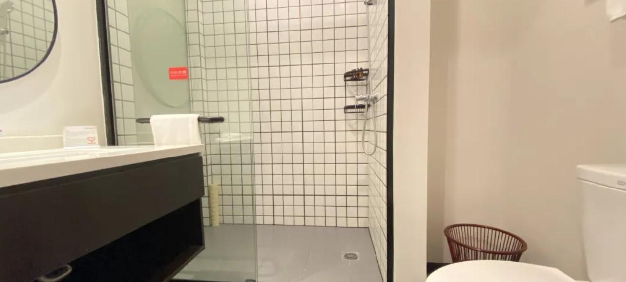 Zhongjian Suisseplace S Hotel 4*