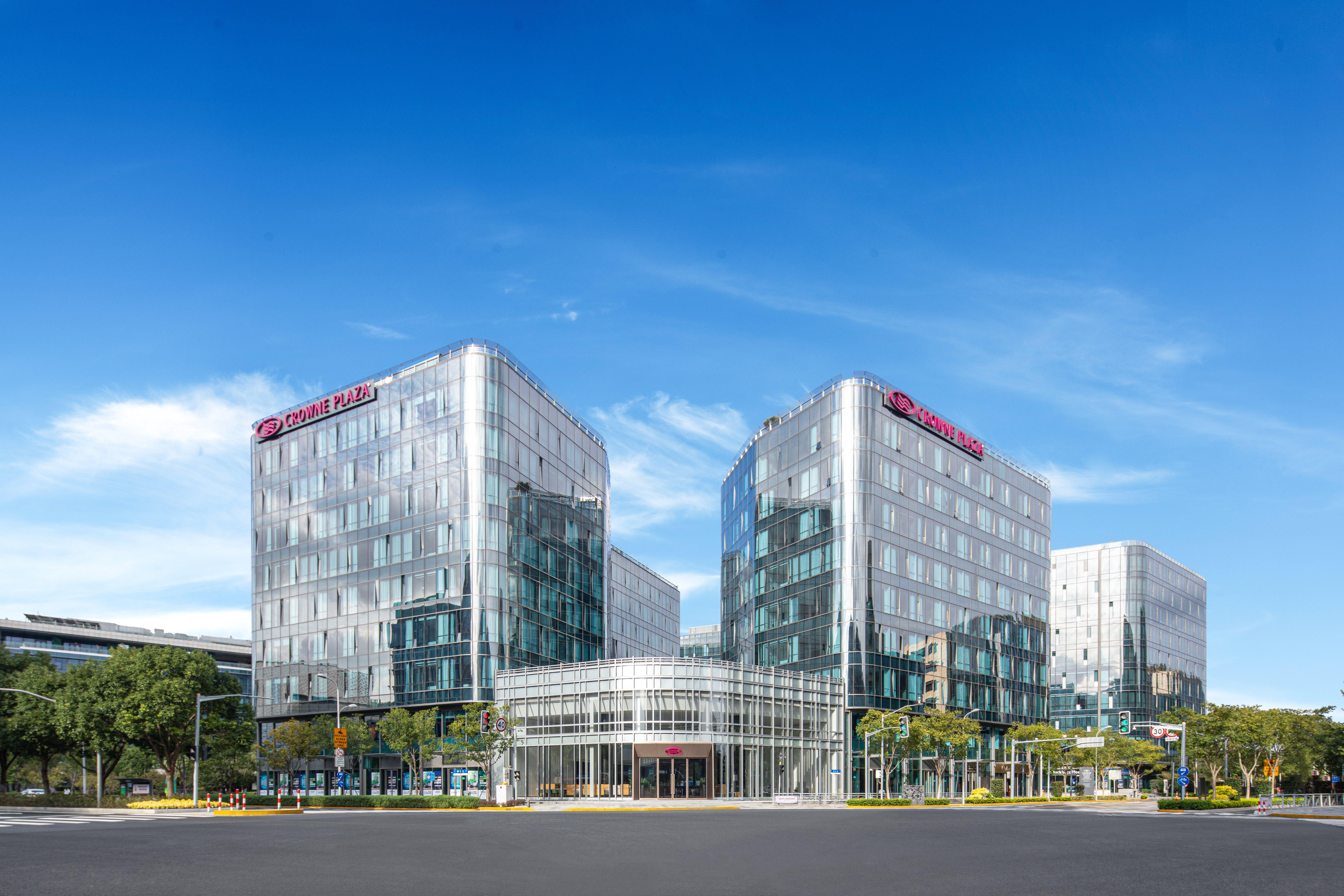 Hotel Crowne Plaza Hongqiao By Ihg Shanghai