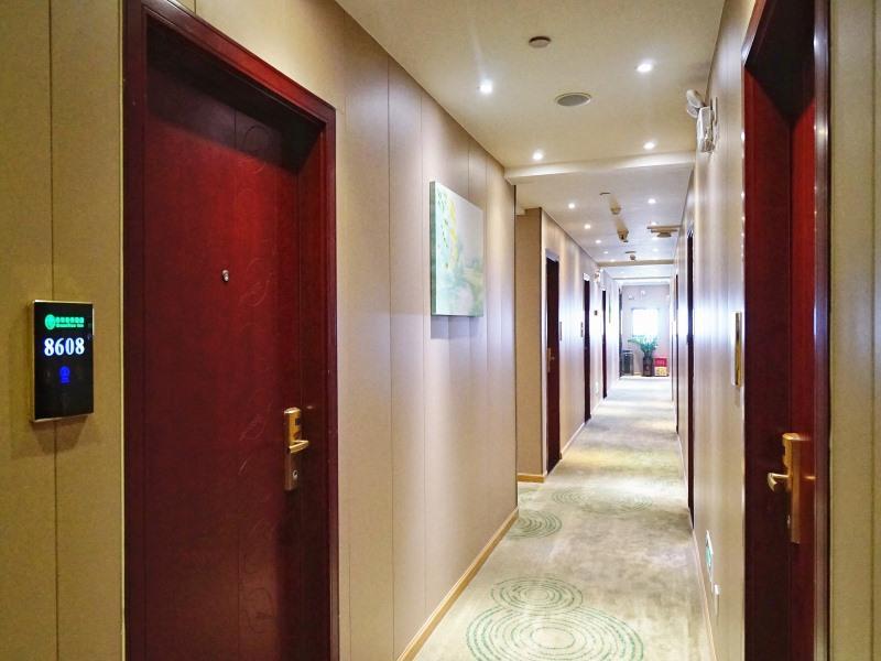 Hotel Greentree Baoshan 128 Memorial Road Tonghe Road Shell 3*