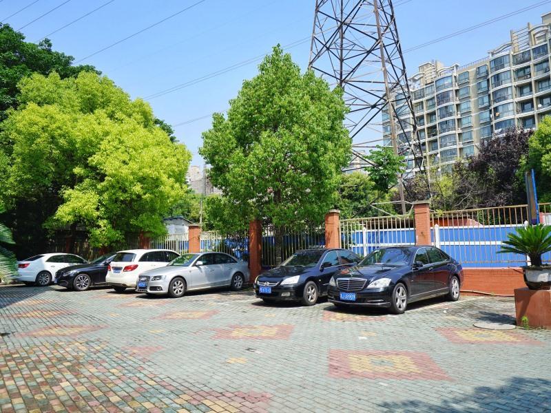 Greentree Baoshan 128 Memorial Road Tonghe Road Shell Hotel