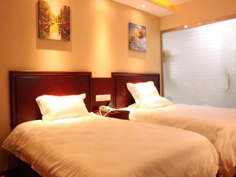 Greentree Gucun Shuichan West Road Shell 3*