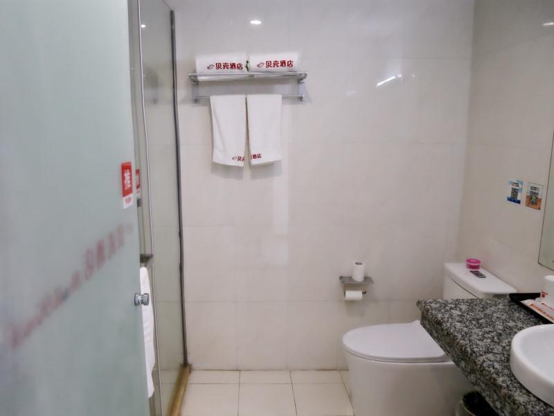 Hotel Shell Jinshan Zhanyan Songjin Highway 2*
