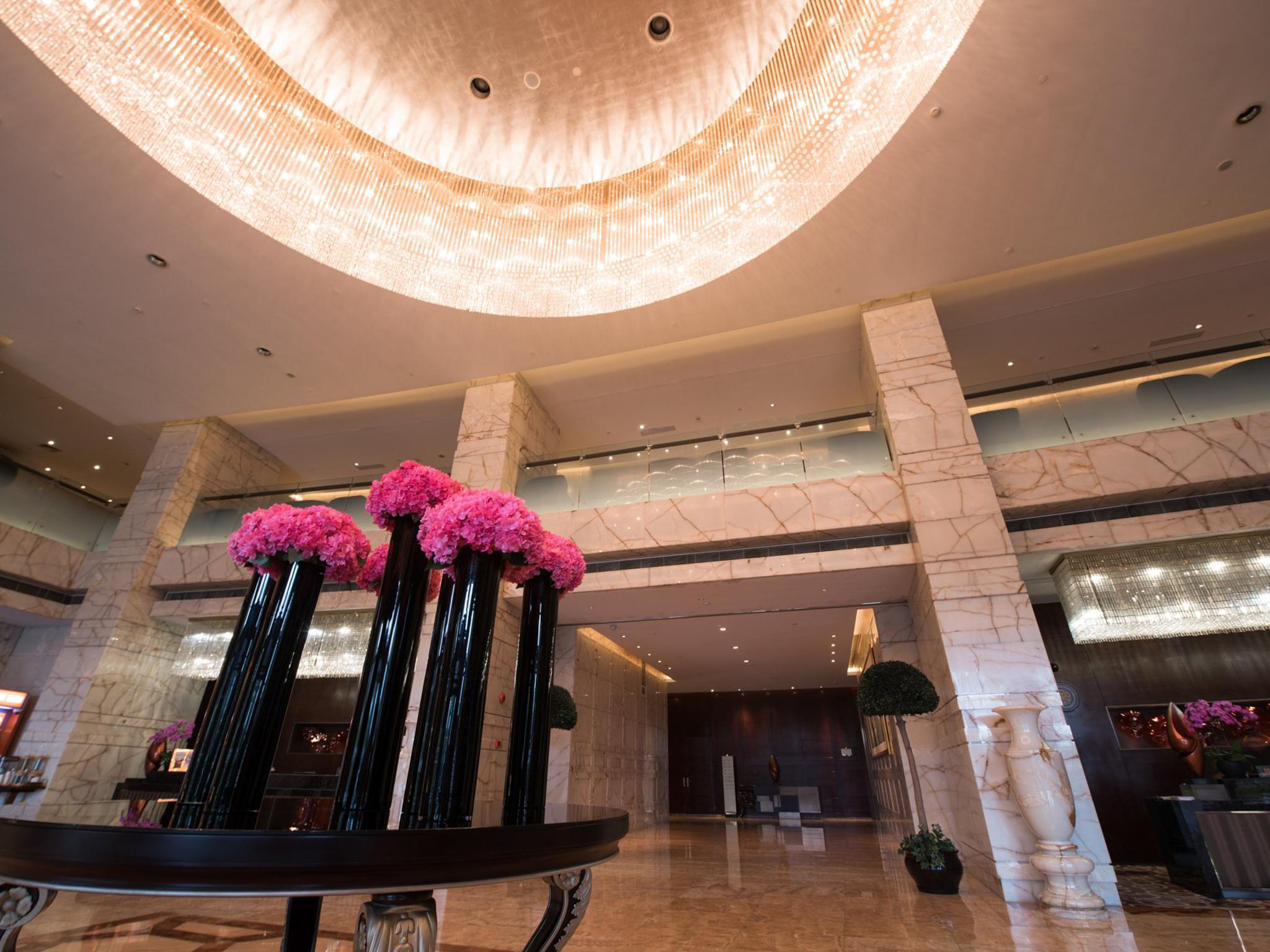 Royal International - Pudong International Airport Hotel