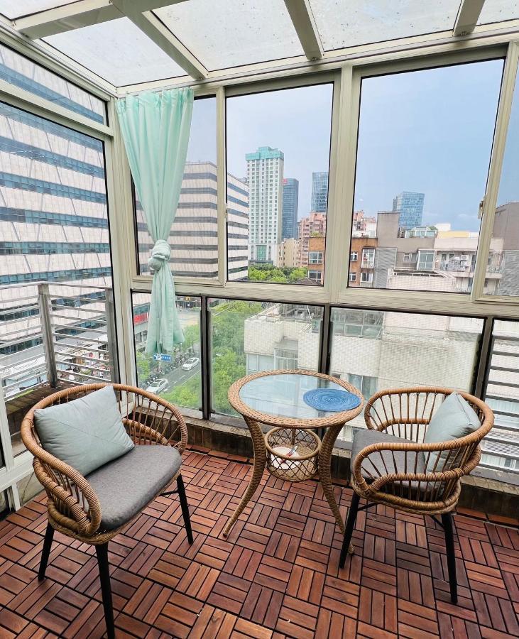 Top Floor Sunny Bedroom Near Fudan * Shanghai