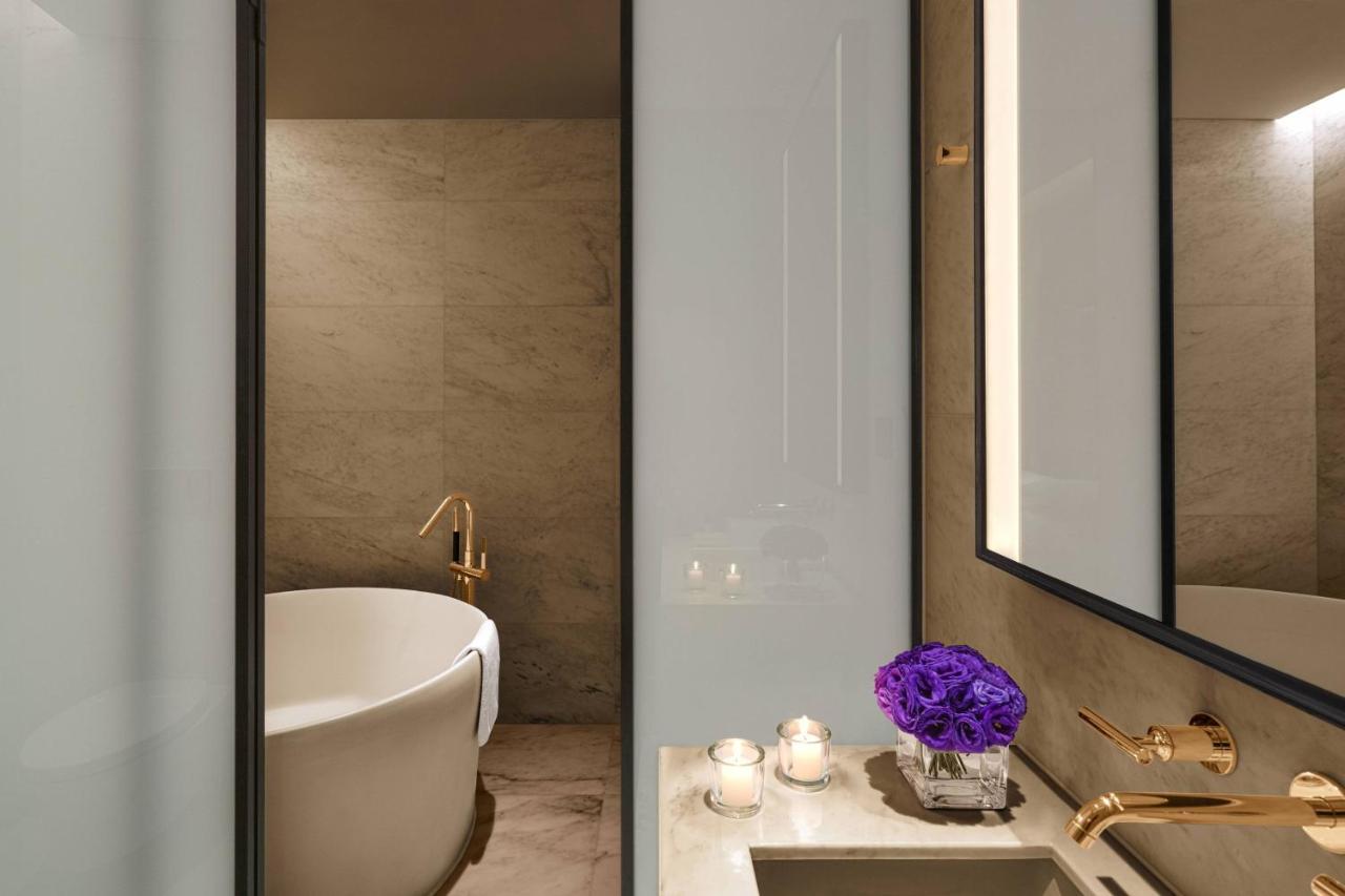 The Edition Hotel 5*