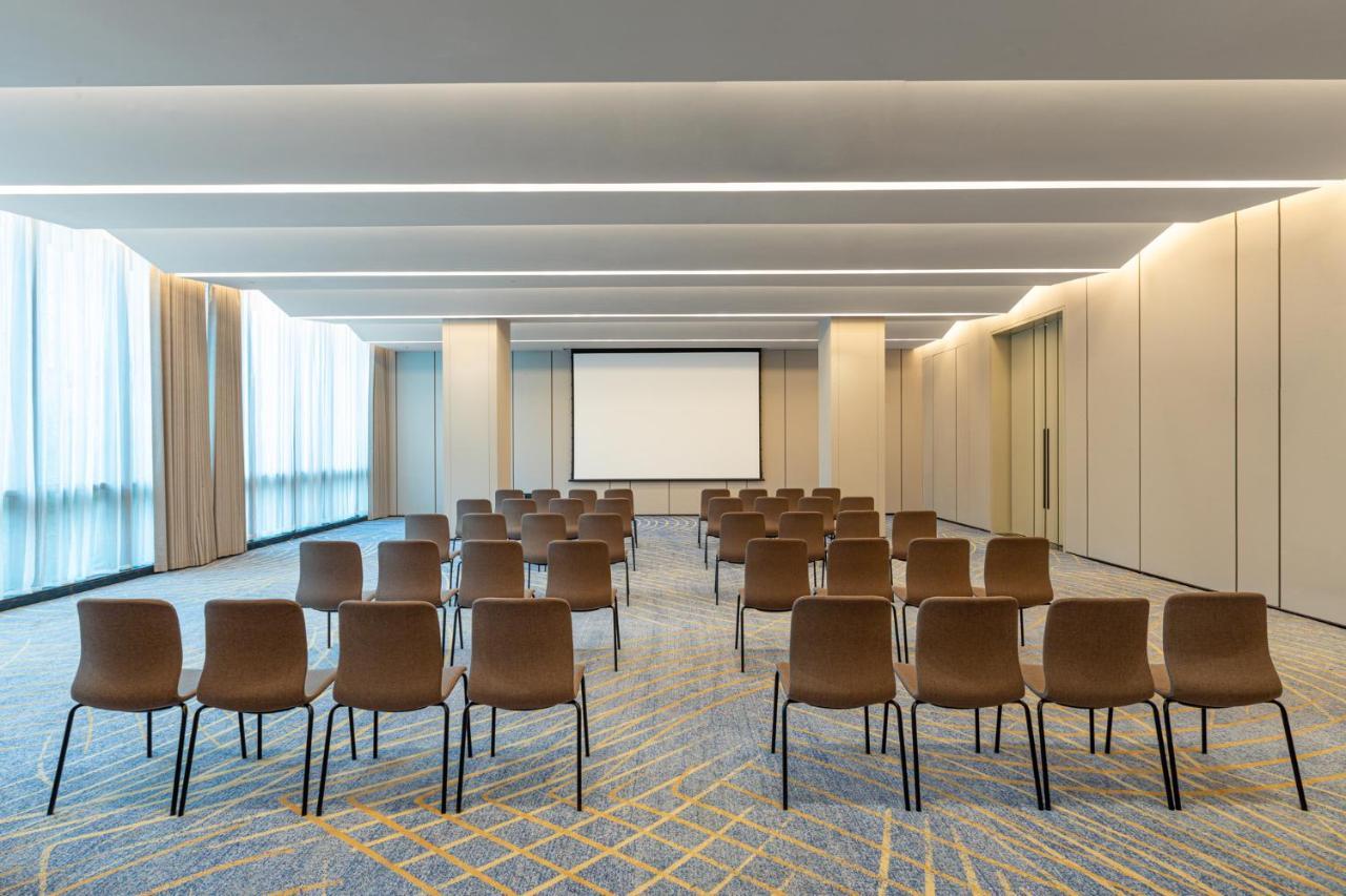 Hualuxe Changfeng Park 5* Thượng Hải