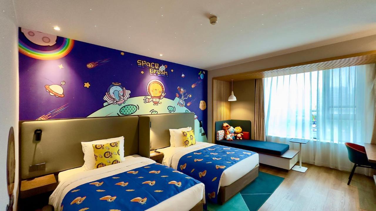 Hotel Express Kangqiao By Ihg Shanghai