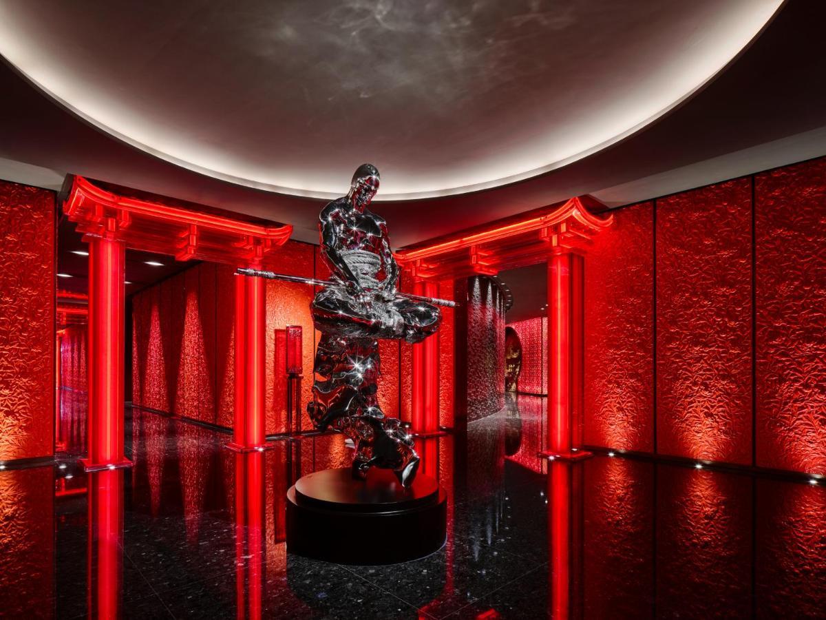 J Hotel, Tower - Above Else, Overlooking The Bund 5*