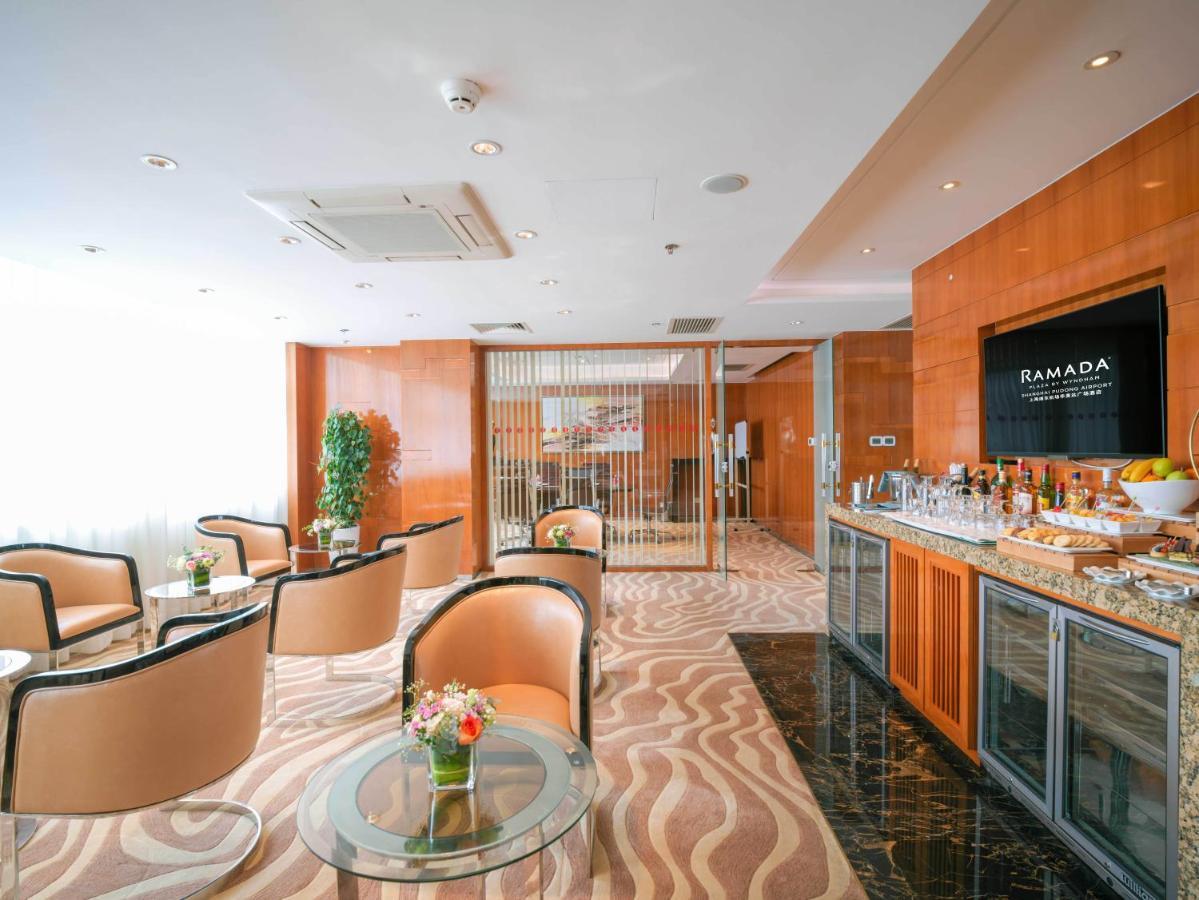 Ramada Plaza Pudong Airport - A Journey Starts At The Pvg Airport 4*
