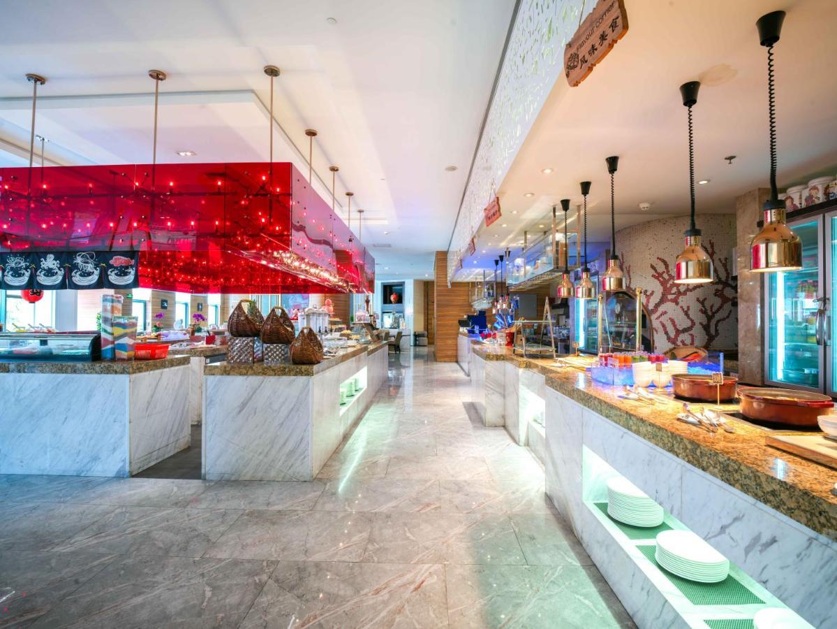 Ramada Plaza Pudong Airport - A Journey Starts At The Pvg Airport 4*