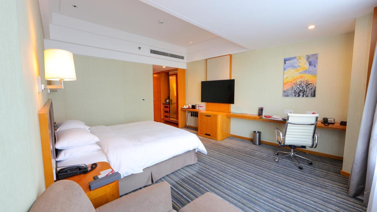 Ramada Plaza Pudong Airport - A Journey Starts At The Pvg Airport 4* Shanghai