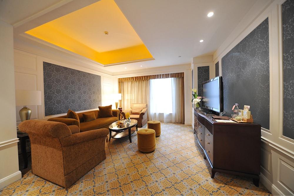 Grand Central Hotel 5*