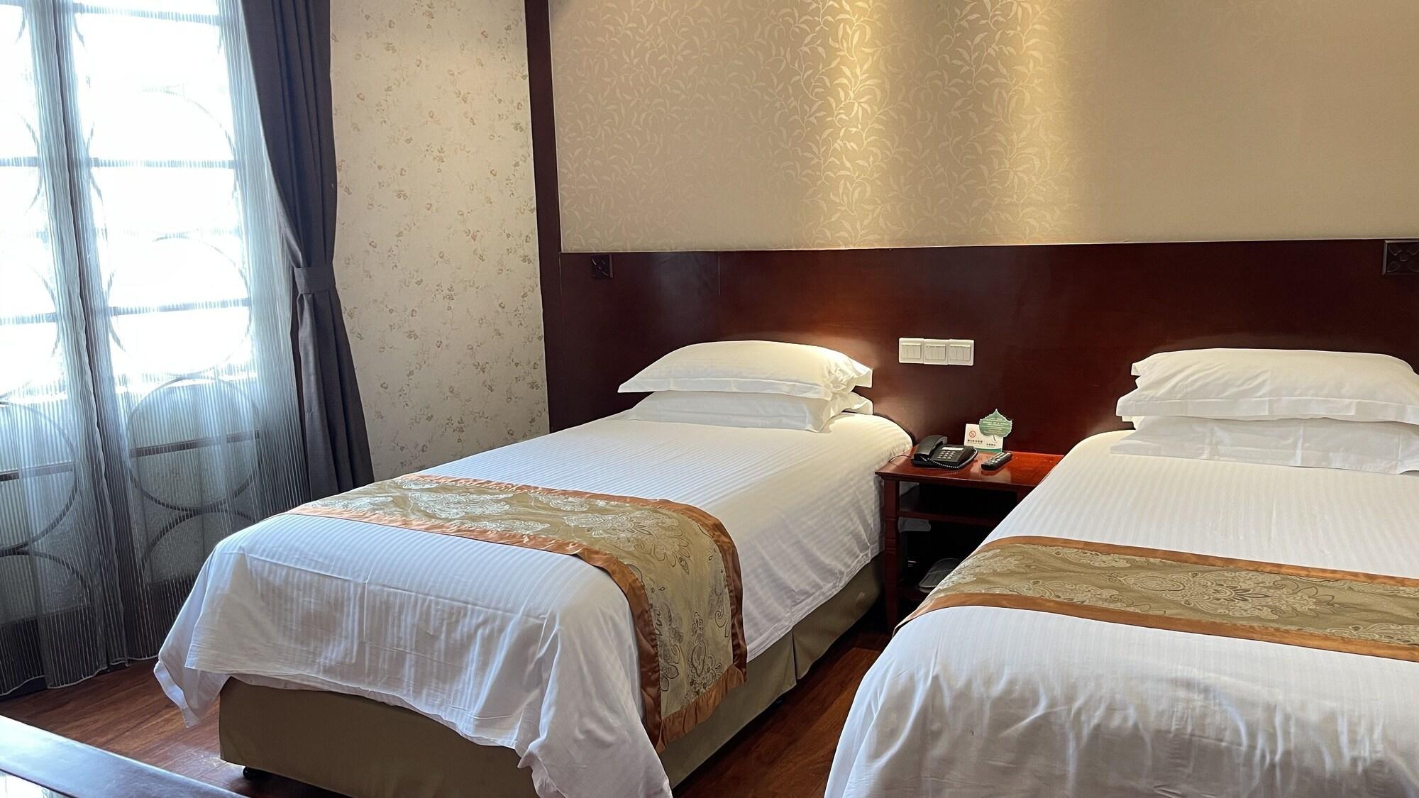 Seventh Heaven Otel 3*