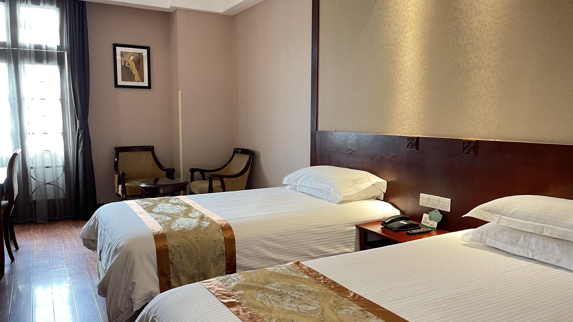 Seventh Heaven Otel 3*