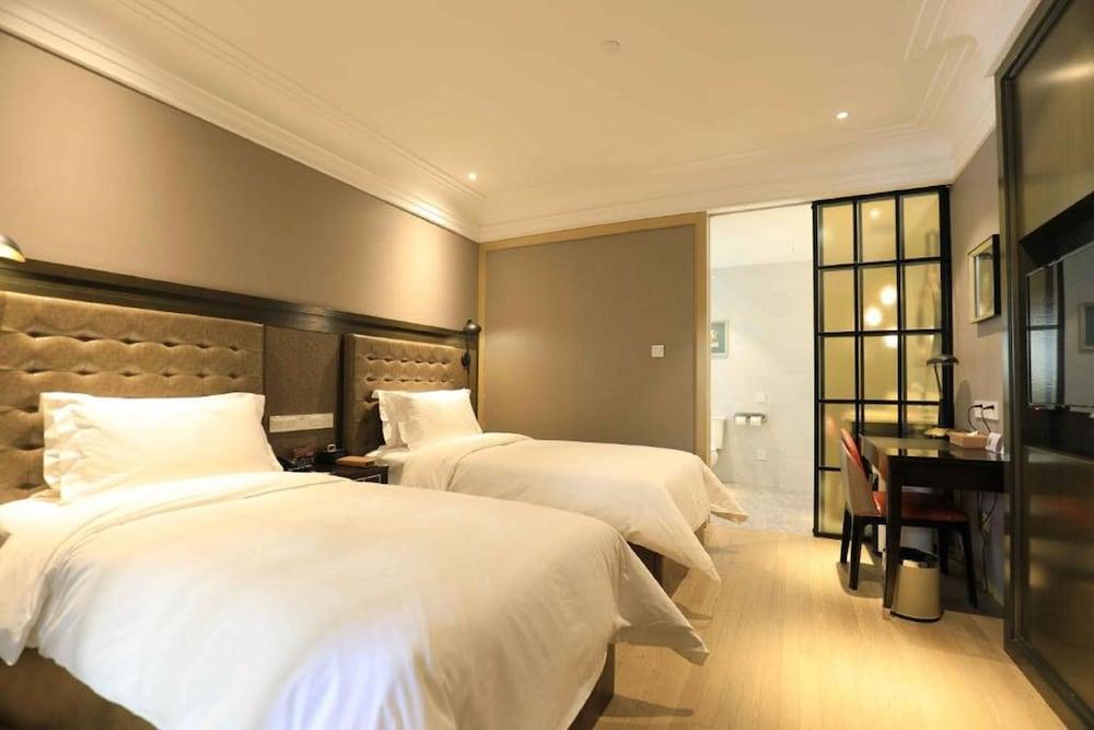 Jinjiang Metropolo Classiq Nanjing Road Hotel