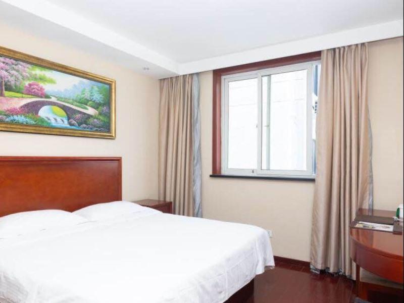 Hotel Greentree Jiangwan Town Express