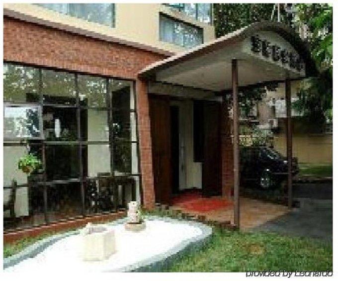 Baolong Homelike - Wujiaochang Branch Hotel