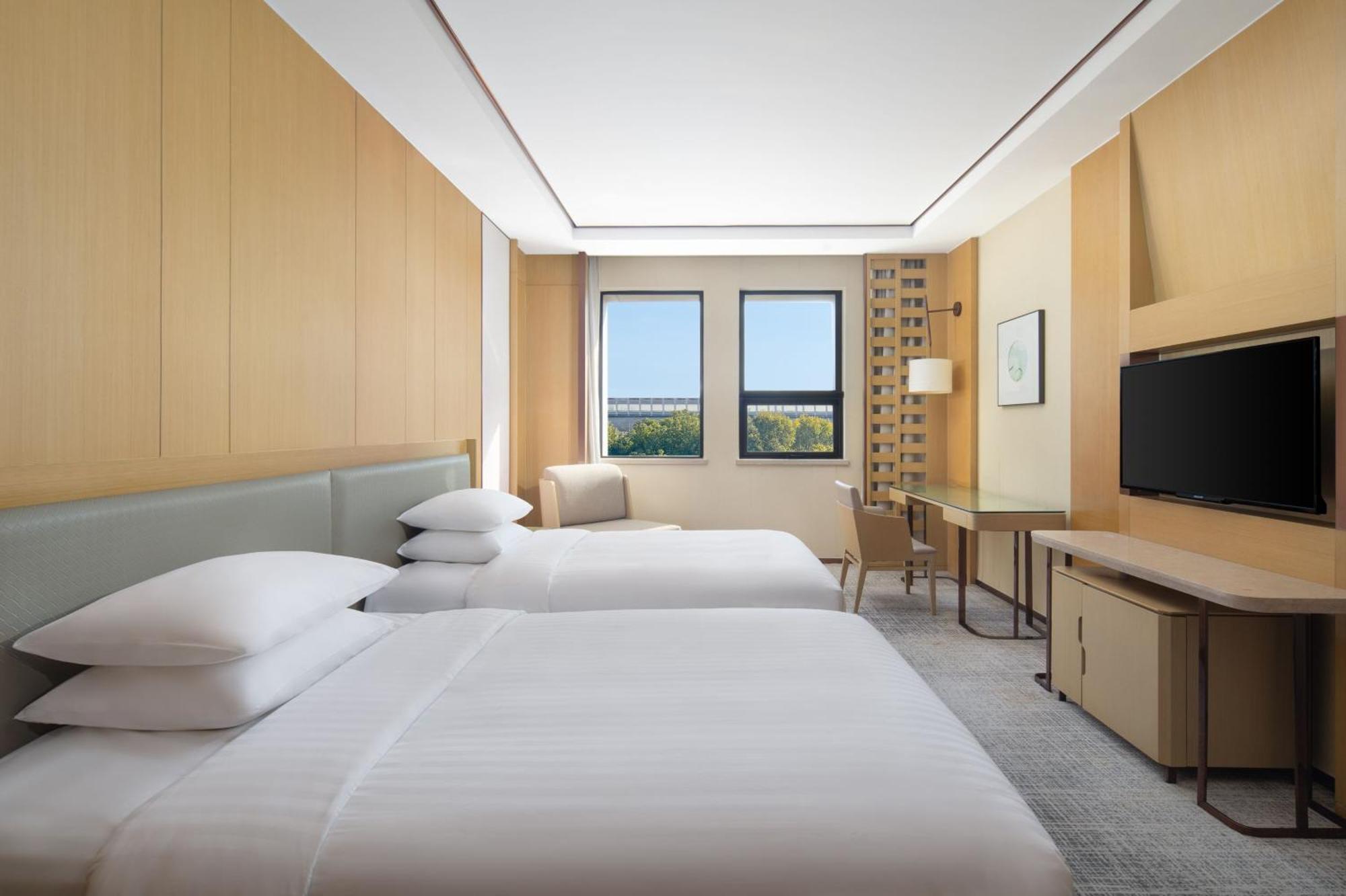Courtyard By Marriott Shanghai International Tourism And Resorts Zone Shanghai