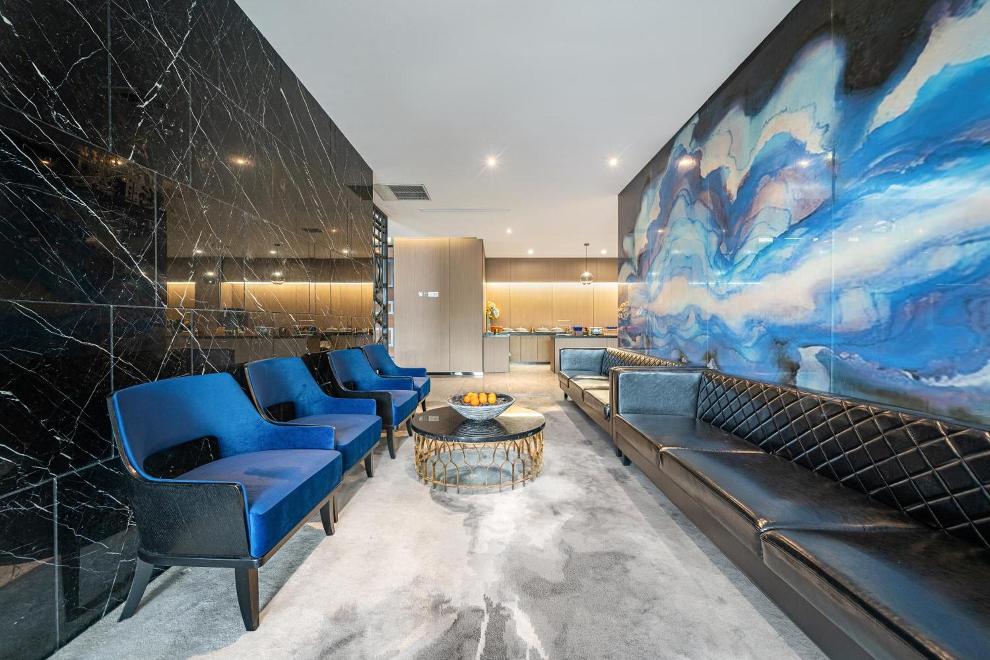 Hotel Orange Hongqiao: Airport Shuttle Service 4*
