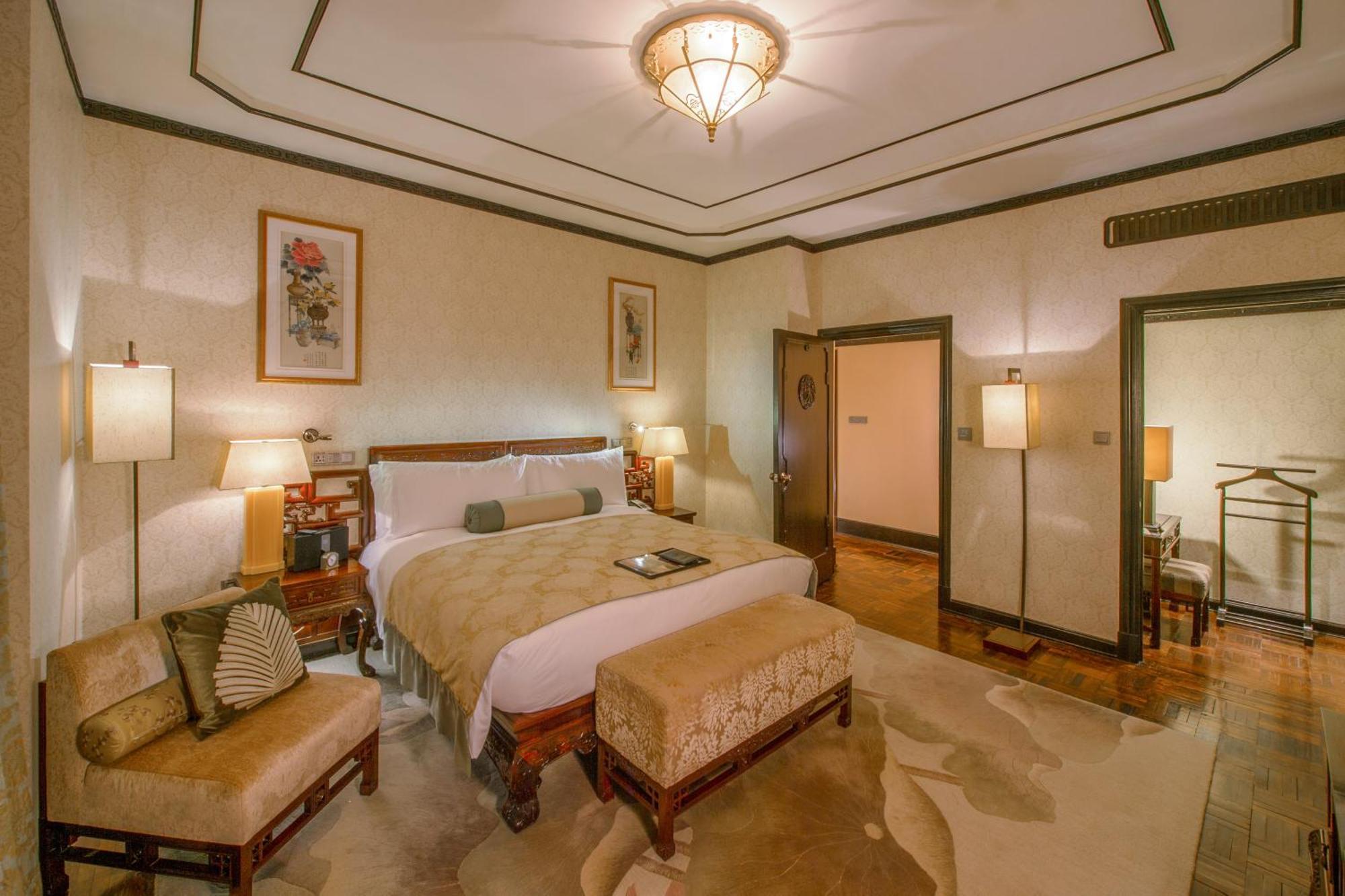 Fairmont Peace On The Bund 5* Şanghay