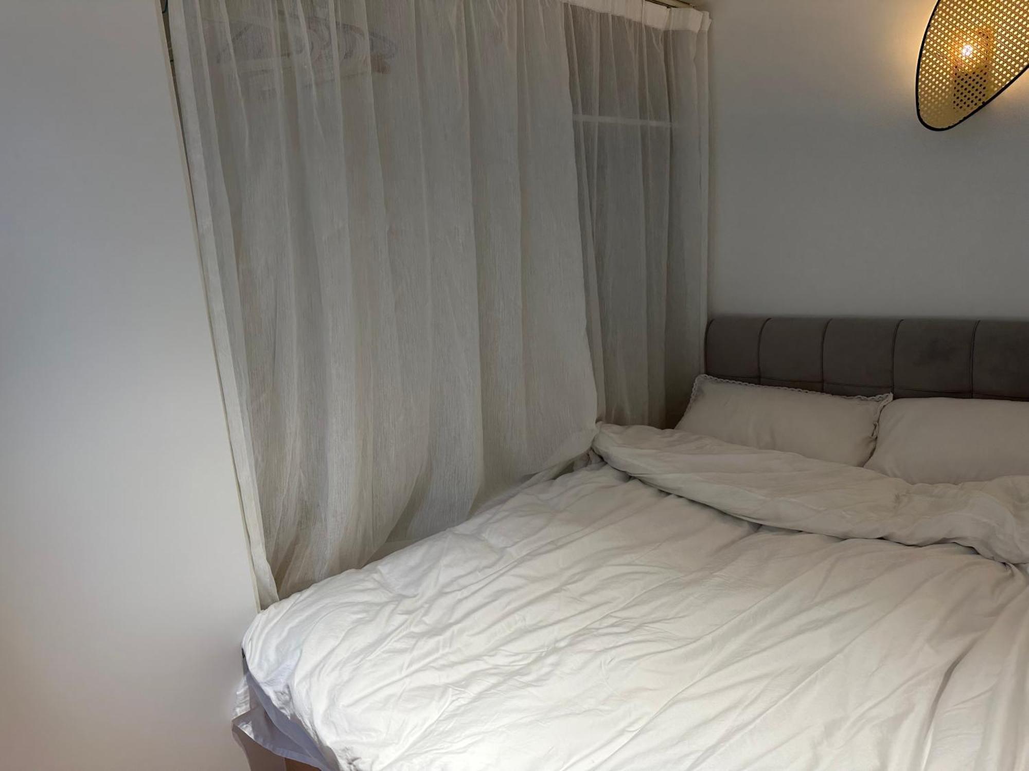 Apartment Hills & Cozy Near Line2 Jing'an Temple *