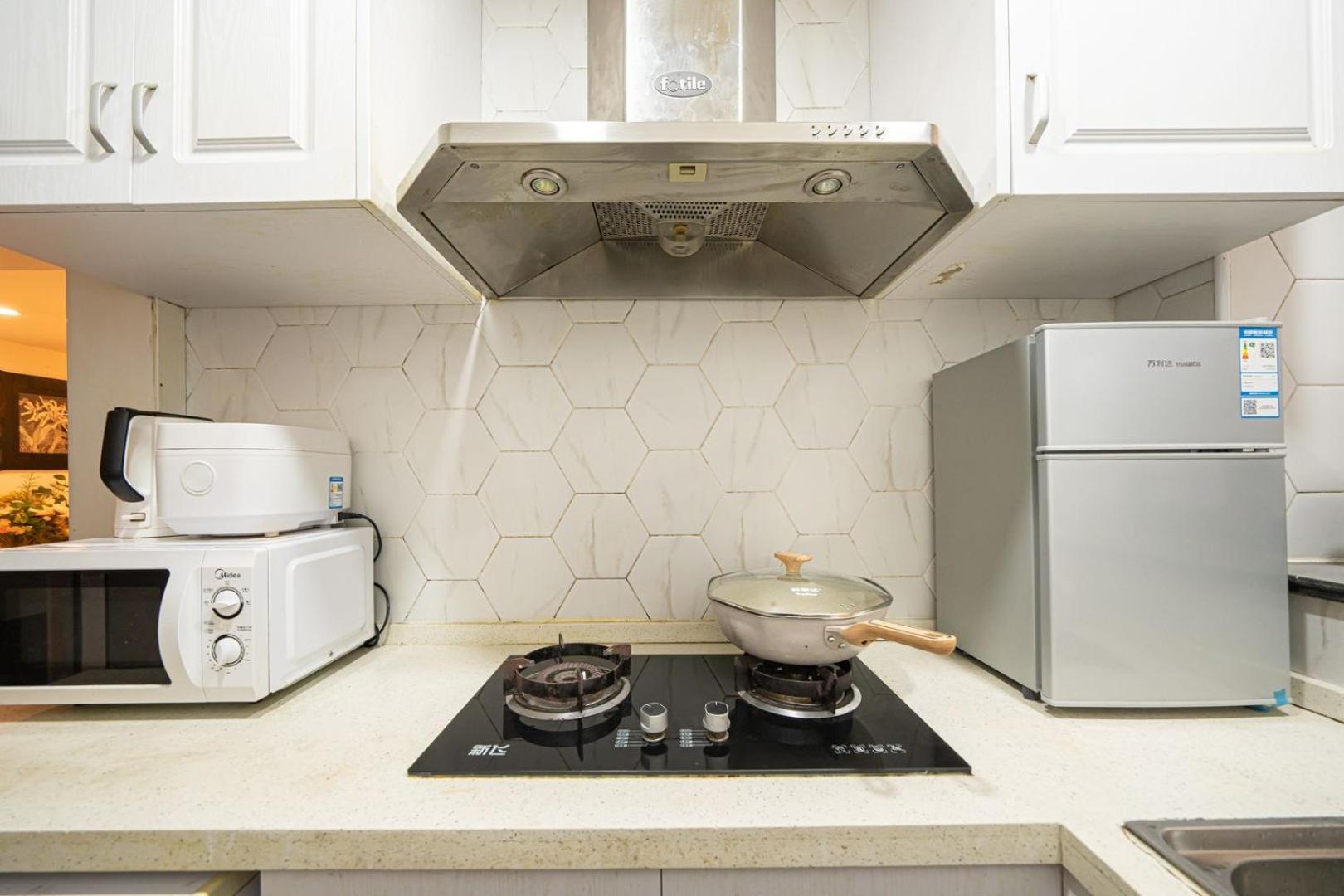 Hills&well-time Mcm Family Loft Near Line2 And Line13 West Nanjing Road Apartamento Xangai