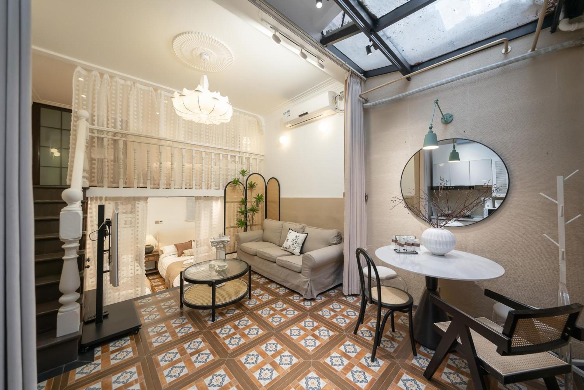 Hills & Serendipity Family Boutique Near Line13 Mid Huaihai Road * Shanghai