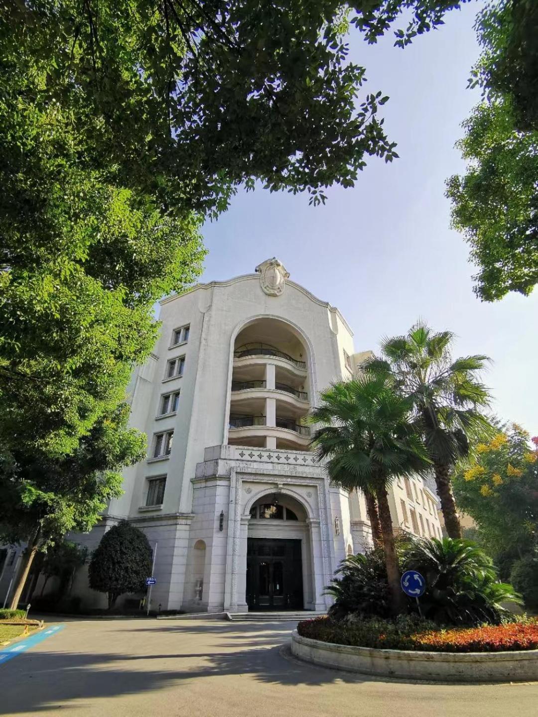 Khu nghỉ mát Fenyang Garden Boutique 5*