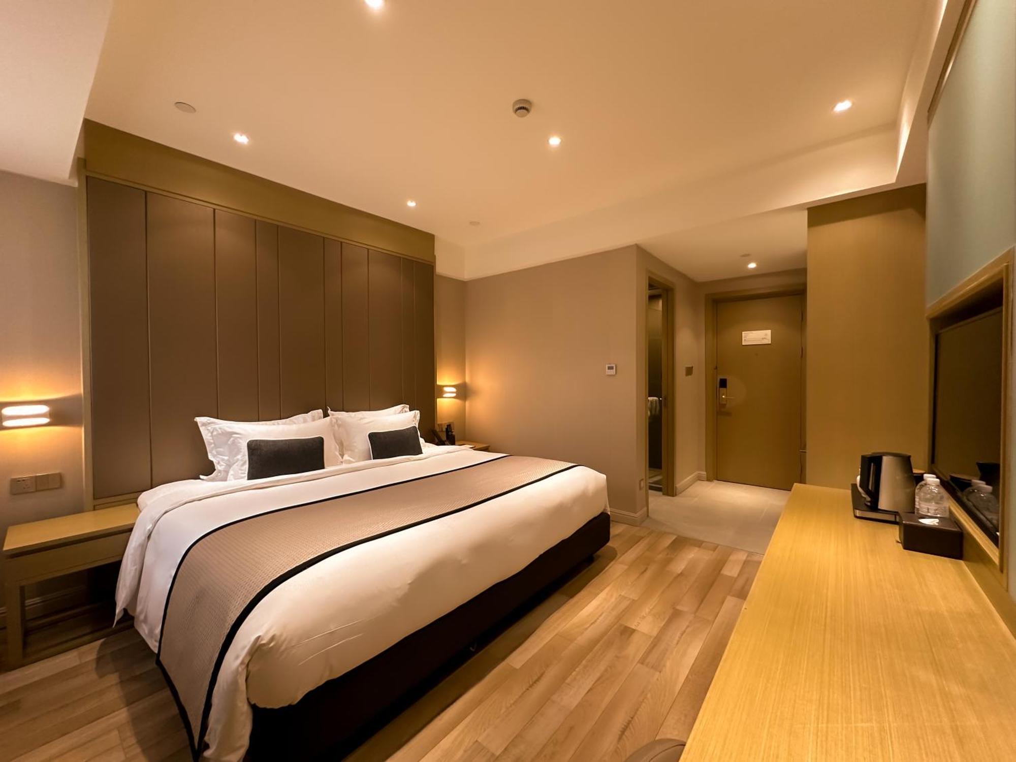 Hotel Shanghai-deco Hotel-free Shuttle Bus To Pudong Airport And Disneyland
