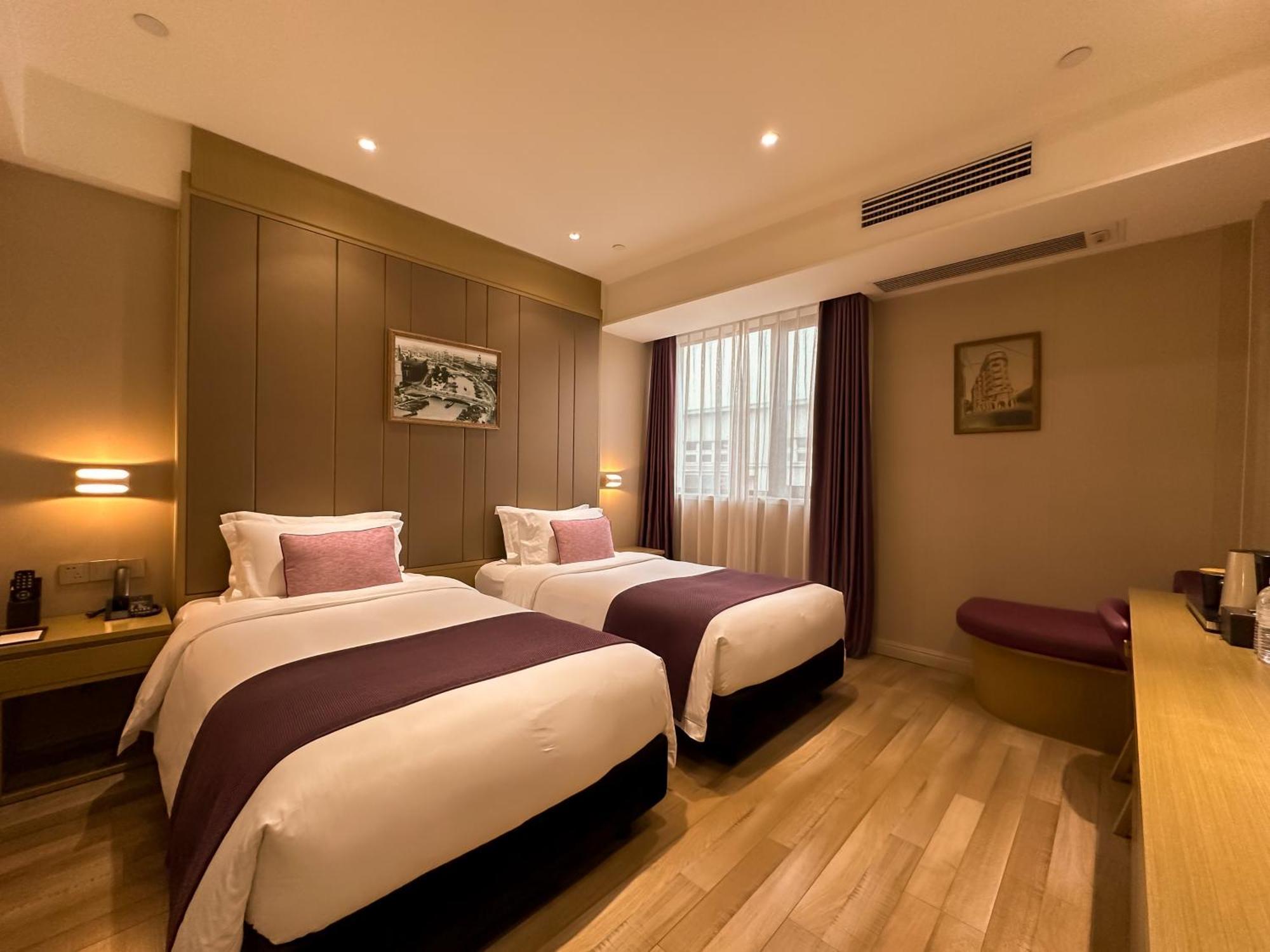 Hotel Shanghai-deco Hotel-free Shuttle Bus To Pudong Airport And Disneyland 4*
