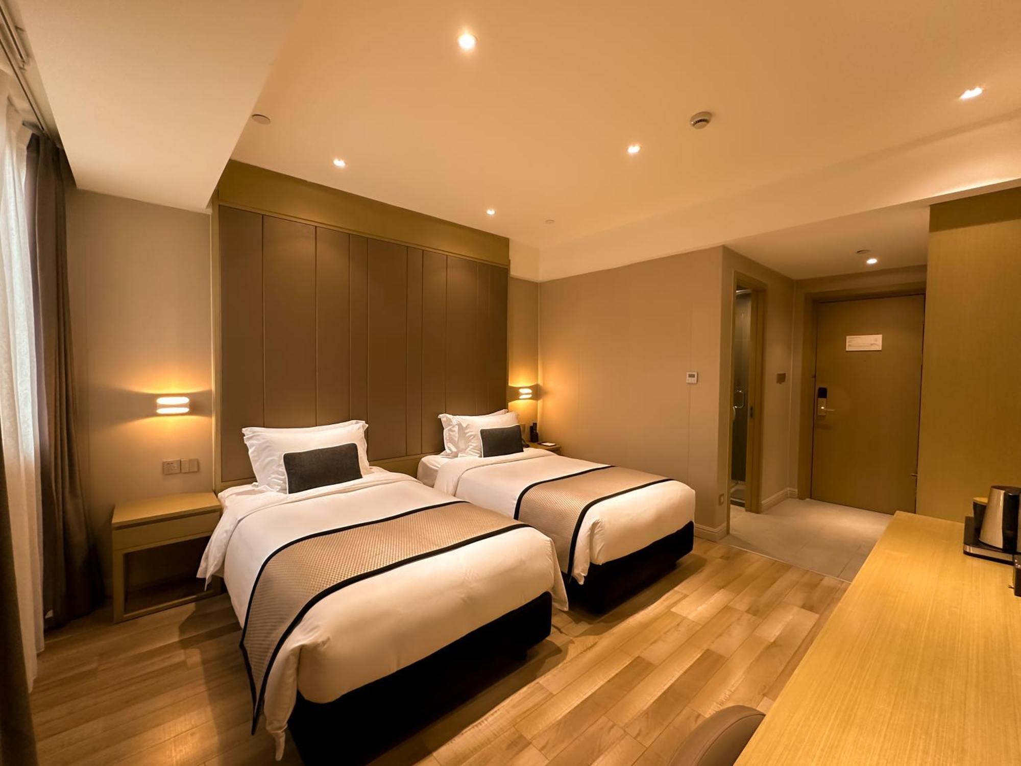 Hotel Shanghai-deco Hotel-free Shuttle Bus To Pudong Airport And Disneyland Shanghái