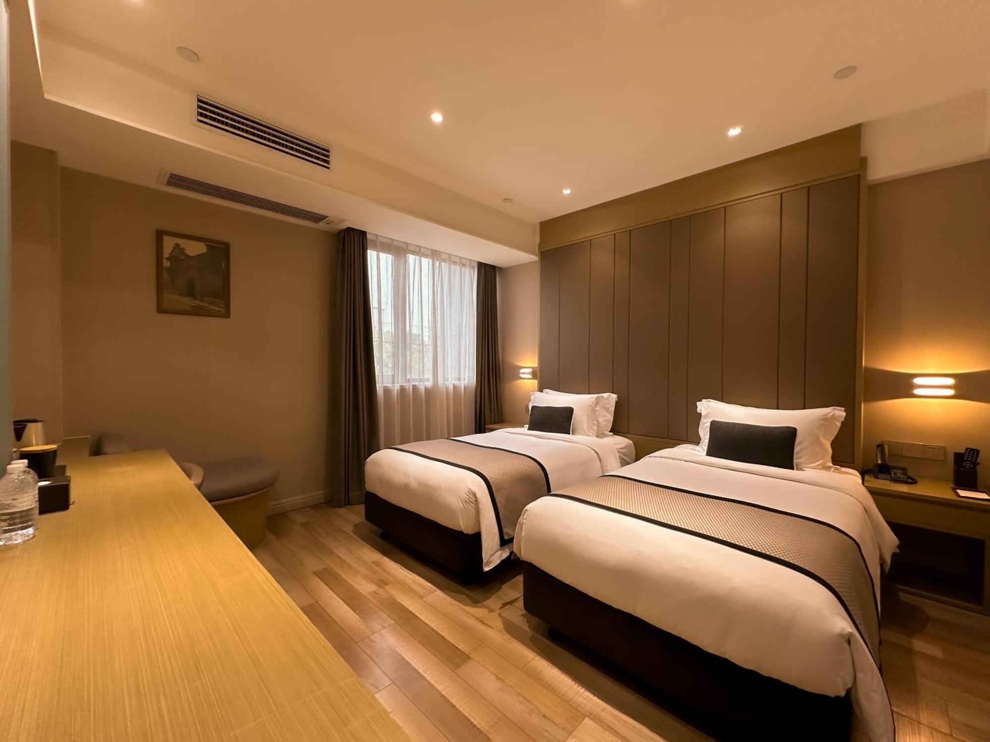 Shanghai-deco Hotel-free Shuttle Bus To Pudong Airport And Disneyland 4*