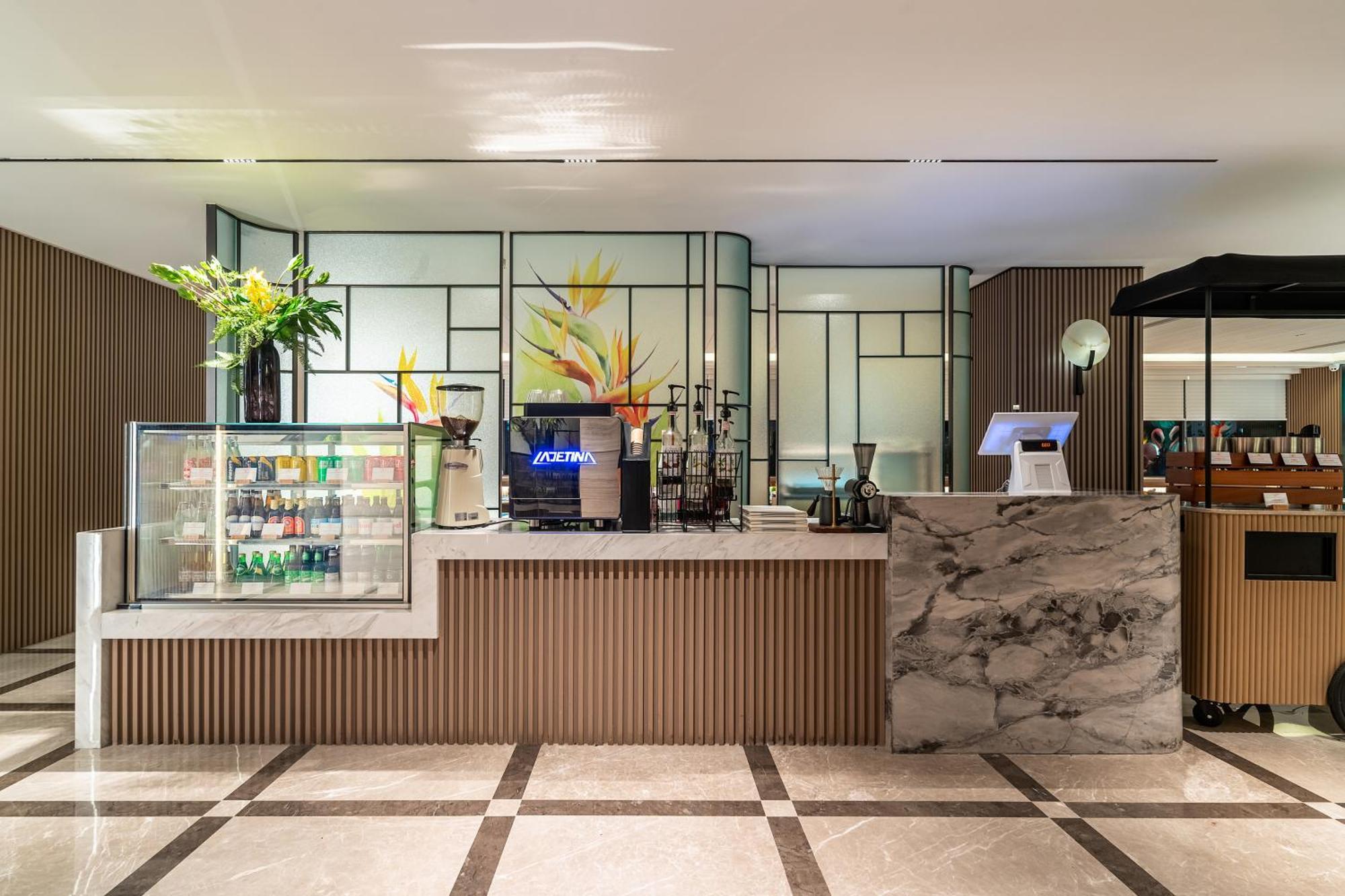 Hotel Ssaw Boutique Bund 4*