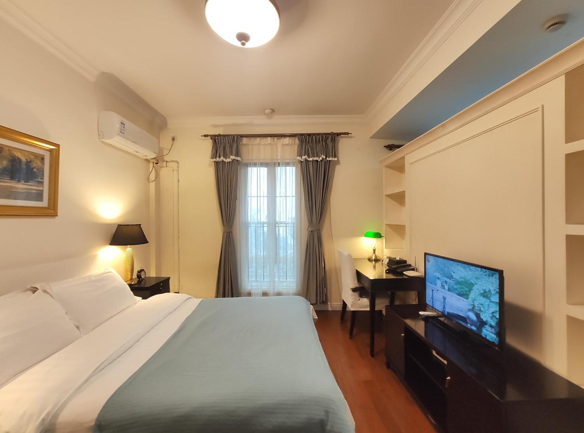 Ladoll Service Otel