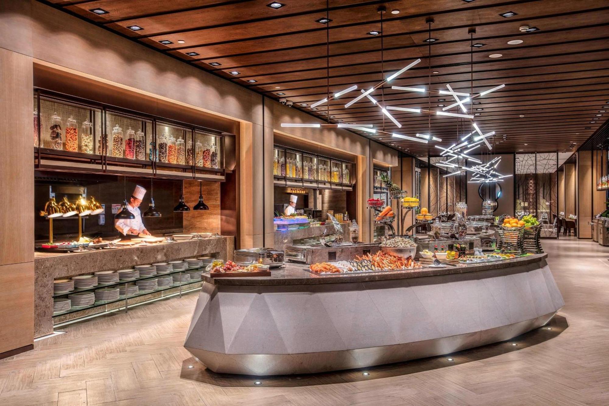 Courtyard By Marriott Shanghai International Tourism And Resorts Zone