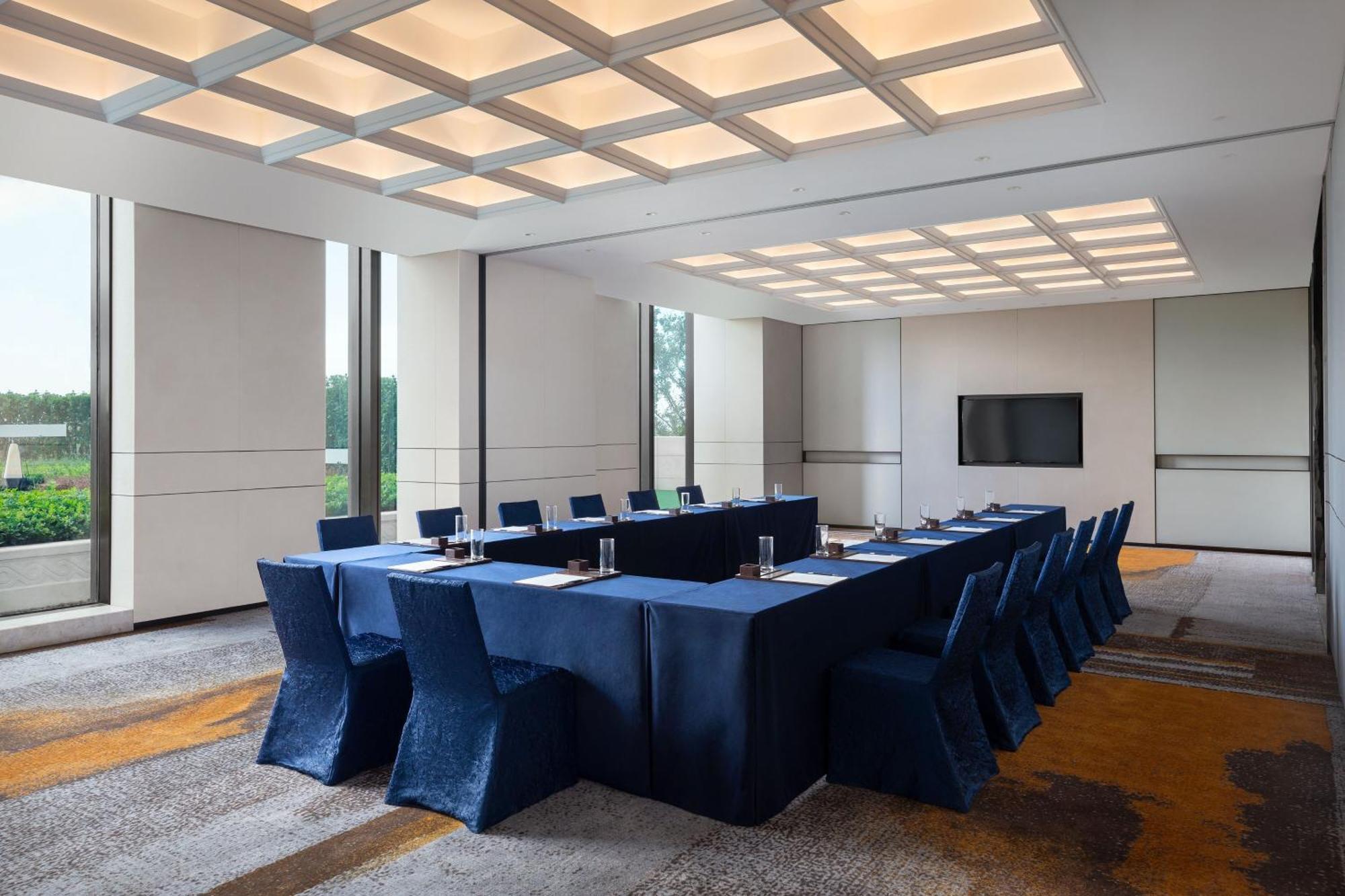 Sheraton Fengxian 4*