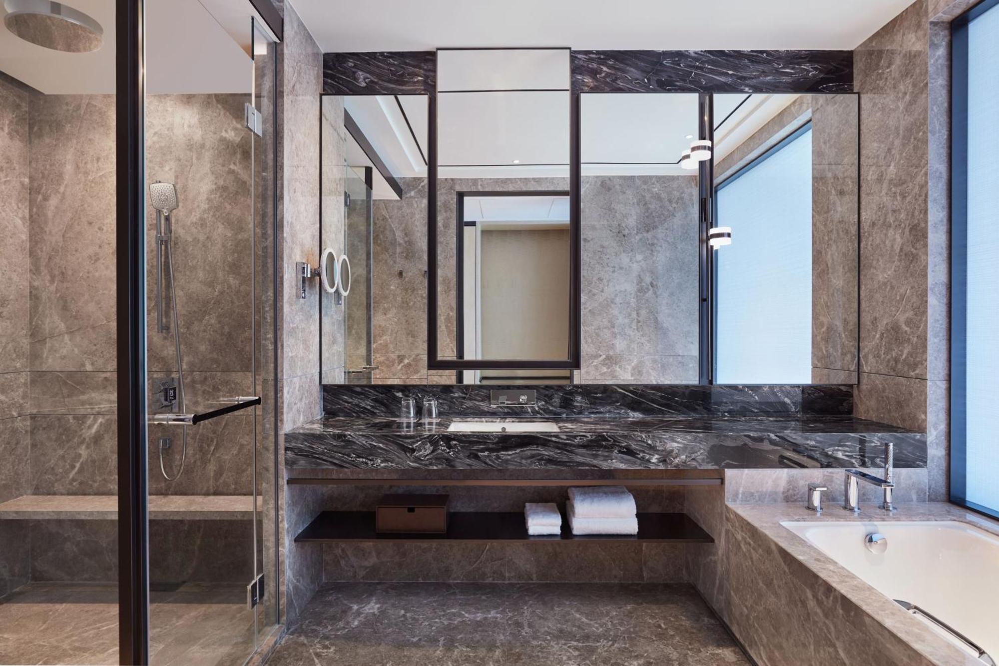 Sheraton Fengxian 4*