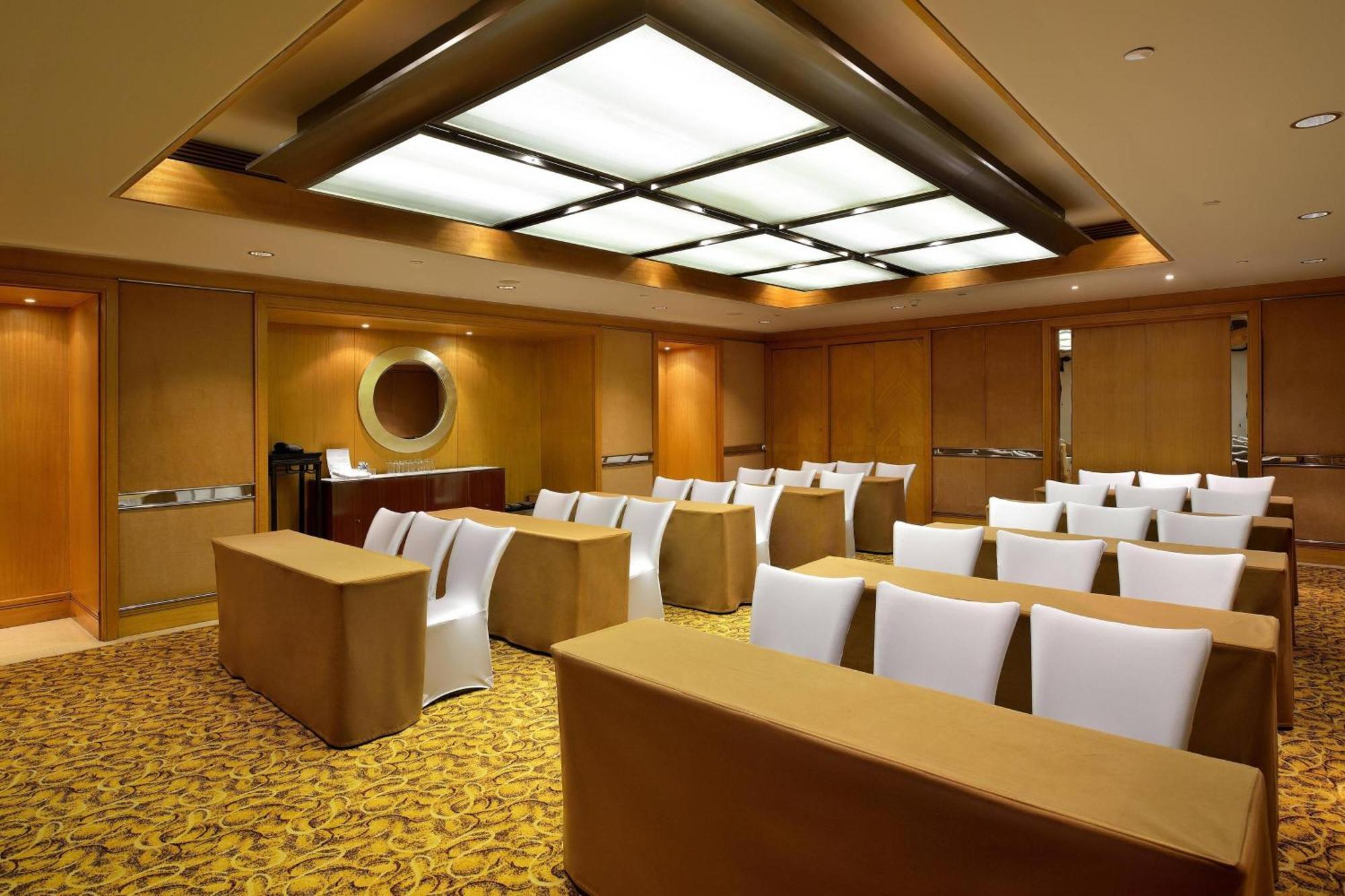The Westin Bund Center, Hotel