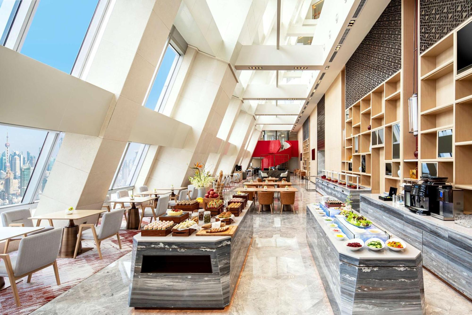 Conrad Hotel 5*