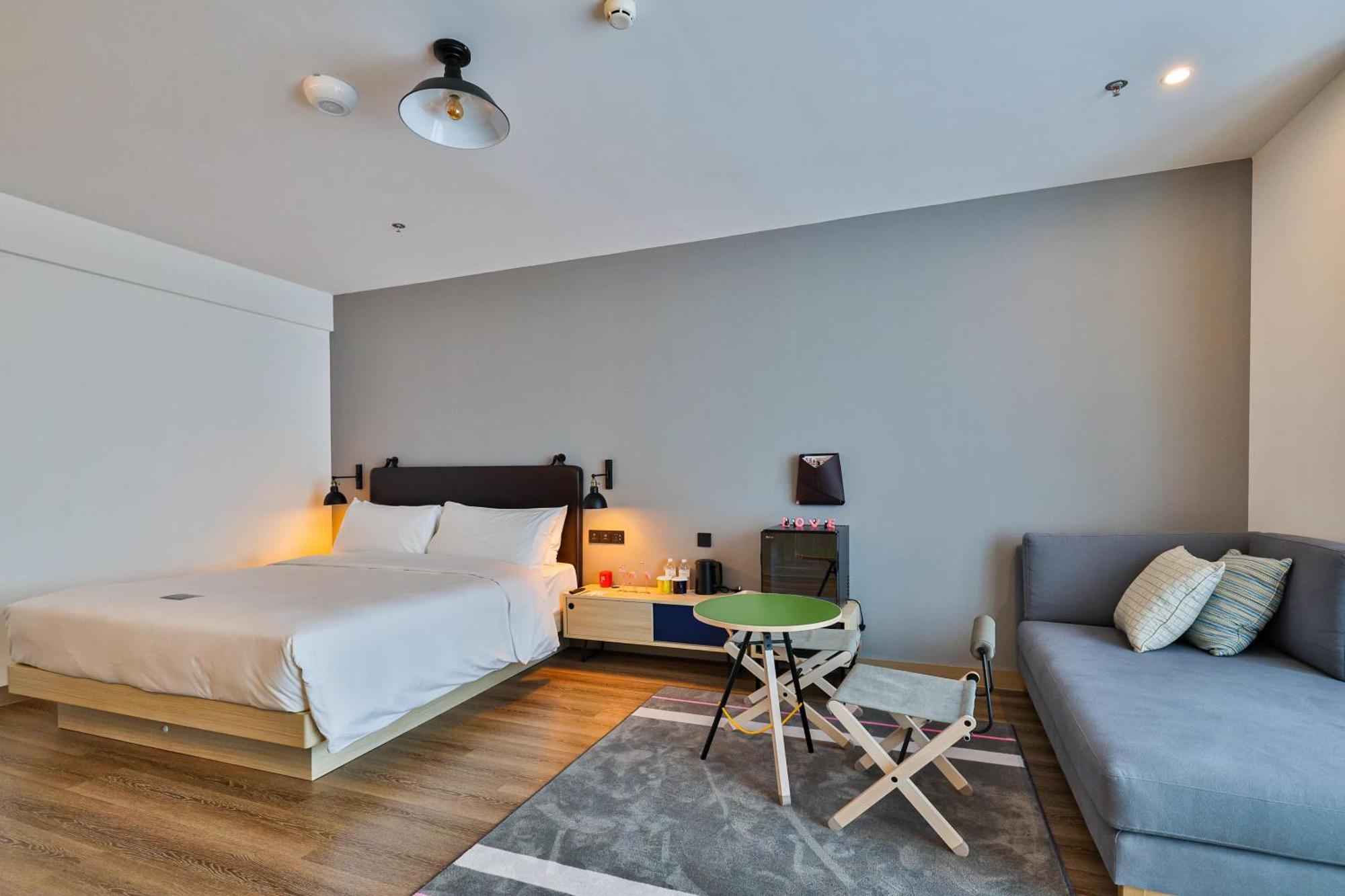 Moxy Hongqiao Necc Hotel Shanghai