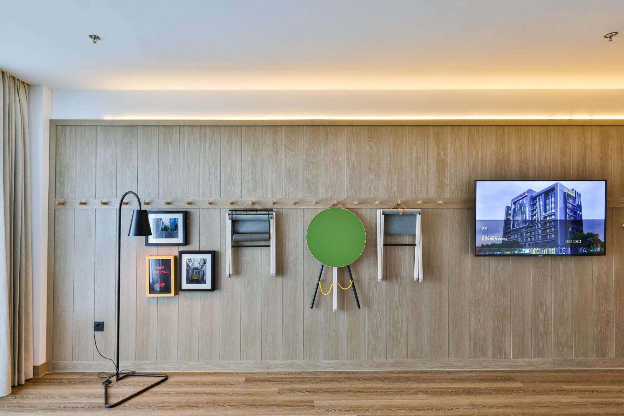 Moxy Hongqiao Necc Hotel