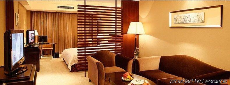 Jin Jiang East Asia Hotel